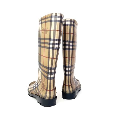 fake burberry gumboots|burberry shoes stitching.